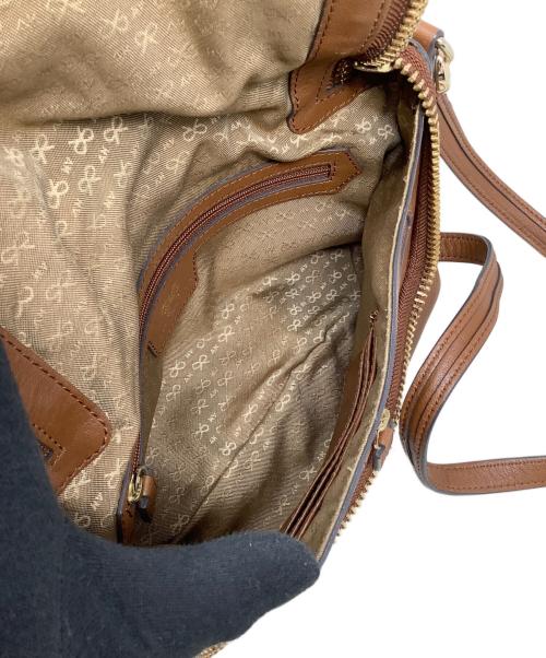 ANYA HINDMARCH（アニヤ・ハインドマーチ）ANYA HINDMARCH (アニヤ・ハインドマーチ) 2WAYバッグ　ANYA HINDMARCH（アニヤ・ハインドマーチ）　Maxi Zip Cross Body ブラウンの古着・服飾アイテム