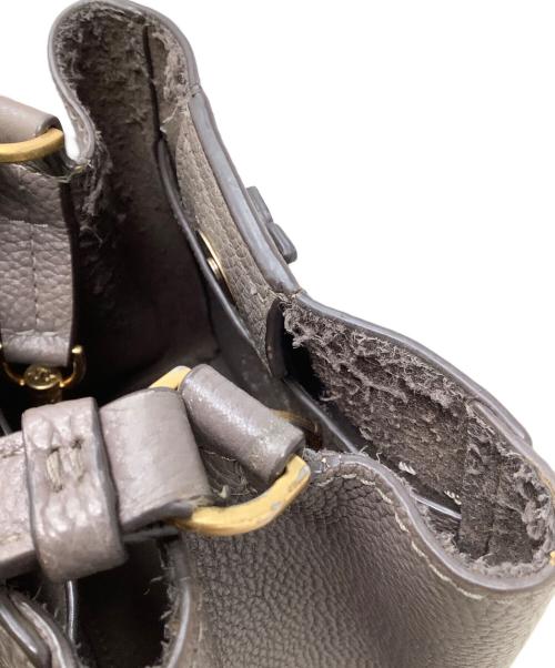 TORY BURCH（トリーバーチ）TORY BURCH (トリーバーチ) 2WAYバッグ　TORY BURCH（トリーバーチ）　74956　マックグロースモールバケットバッグ グレーの古着・服飾アイテム