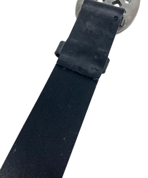 VERSACE（ヴェルサーチェ）VERSACE (ヴェルサーチェ) VERSACE（ヴェルサーチェ）　CU1796-CU2　メデューサ ケルトノット バックル ブラックの古着・服飾アイテム