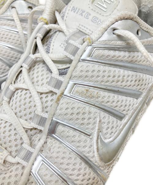 NIKE（ナイキ）NIKE (ナイキ) ローカットスニーカー　NIKE（ナイキ）　HF1065-094　ナイキ ショックス TL ホワイト サイズ:27.5の古着・服飾アイテム