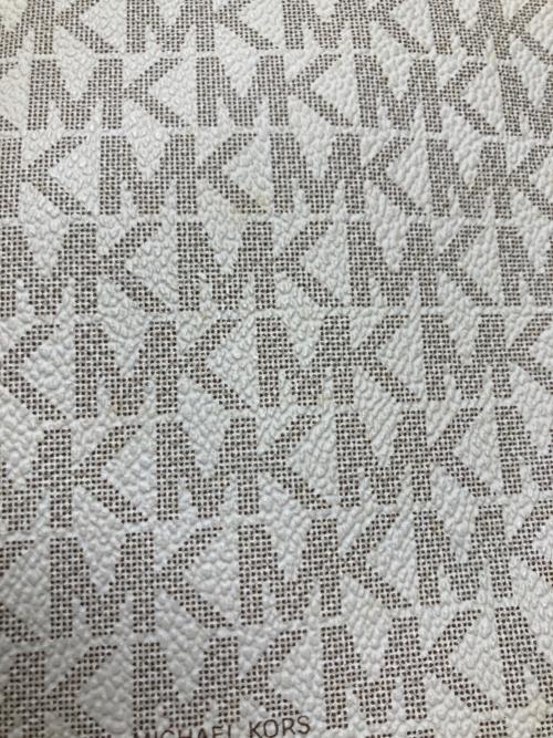 MICHAEL KORS（マイケル・コース）MICHAEL KORS (マイケル・コース) マイケルコース バッグ MICHAEL KORS コーティングキャンバス ホワイト×ベージュの古着・服飾アイテム