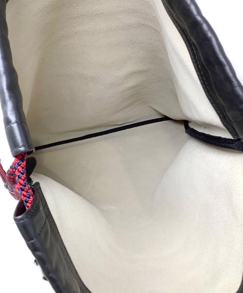 GUCCI（グッチ）GUCCI (グッチ) ロゴプリント スモールドローストリングバッグ　GUCCI（グッチ）　	494053　525040 ホワイトの古着・服飾アイテム