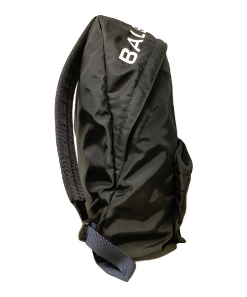 BALENCIAGA（バレンシアガ）BALENCIAGA (バレンシアガ) ロゴプリント ナイロン リュック　BALENCIAGA（バレンシアガ）507460 1090　Z 535269 ブラックの古着・服飾アイテム