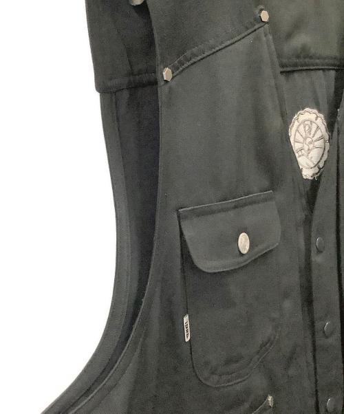 ZUTOMAYO（ズトマヨ）ZUTOMAYO (ズトマヨ) 寅壱 ARMY VEST ミリタリーベスト　ZUTOMAY　（ズトマヨ） ブラック サイズ:記載なしの古着・服飾アイテム