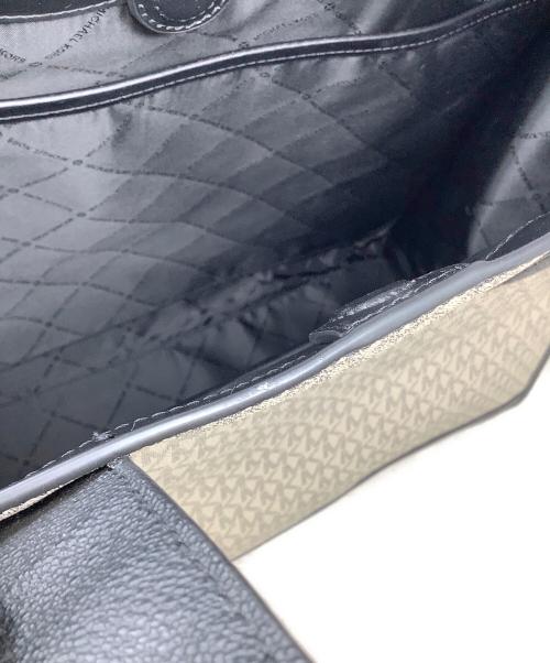 MICHAEL KORS（マイケル・コース）MICHAEL KORS (マイケル・コース) トートバッグ　MICHAEL KORS（マイケルコース）　37F2LCOT4B ベージュの古着・服飾アイテム