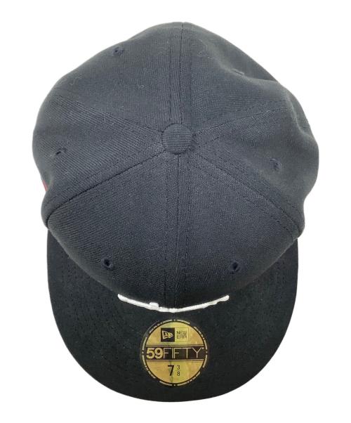 New Era × stussy（ニューエラ×ストゥーシー）New Era × stussy (ニューエラ×ストゥーシー) キャップ ブラック サイズ:7　３/８の古着・服飾アイテム