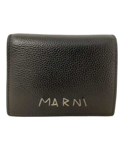 MARNI（マルニ）MARNI (マルニ) メンディング刺繍入り2つ折り財布　MARNI（マルニ）　PFMOQ14Q10 ブラックの古着・服飾アイテム