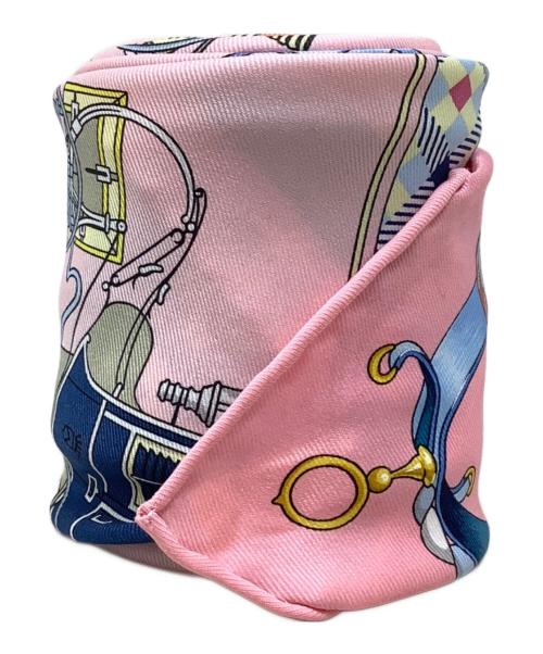 HERMES（エルメス）HERMES (エルメス) HERMES（エルメス）les voitures nouvelles カレ70 ピンクの古着・服飾アイテム