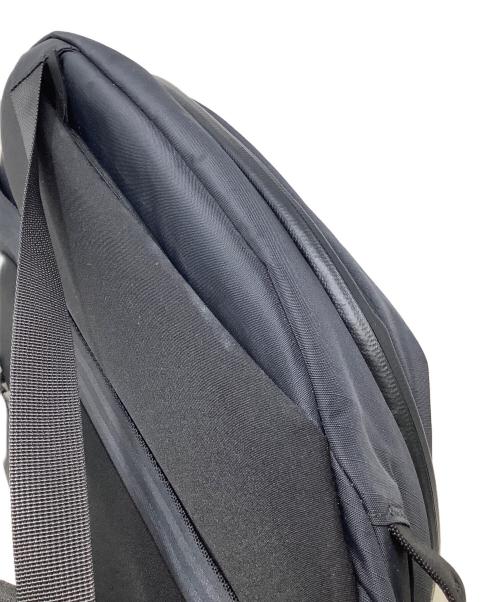 ALPAKA（アルパカ）ALPAKA (アルパカ) ALPAKA（アルパカ）　METRO CROSSBODY ブラックの古着・服飾アイテム
