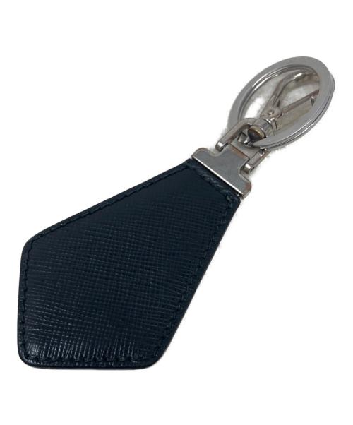 PRADA（プラダ）PRADA (プラダ) サフィアーノレザーキーリング  PRADA(プラダ） ブラックの古着・服飾アイテム