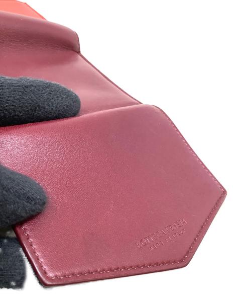 BOTTEGA VENETA（ボッテガベネタ）BOTTEGA VENETA (ボッテガベネタ) 3つ折り財布　BOTTEGA VENETA（ボッテガベネタ）　	P013840282R レッドの古着・服飾アイテム