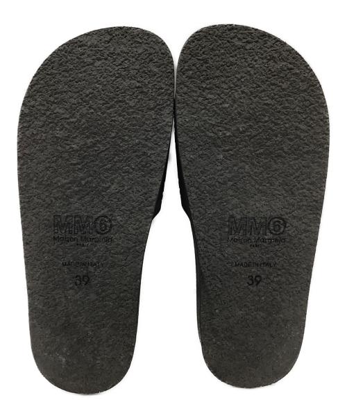 MM6 Maison Margiela（エムエムシックスメゾンマルジェラ）MM6 Maison Margiela (エムエムシックスメゾンマルジェラ) シャワーサンダル ブラック サイズ:SIZE 39の古着・服飾アイテム