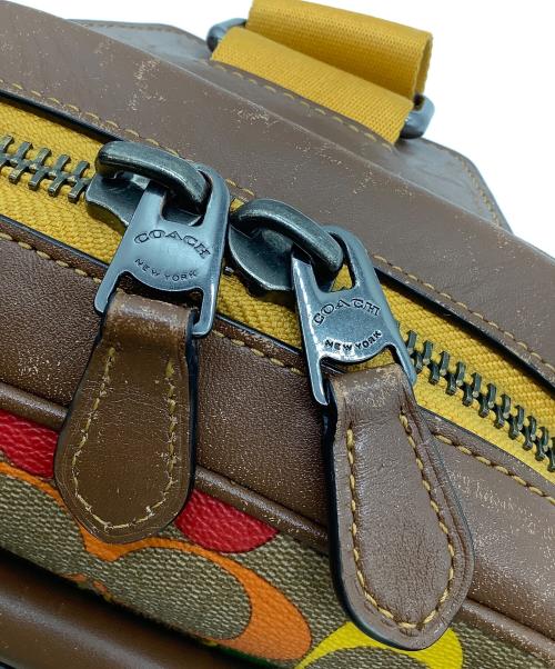 COACH（コーチ）COACH (コーチ) COACH（コーチ）　トラックパックインレインボーシグネチャーキャンバス　C9846　シグネチャー ブラウンの古着・服飾アイテム