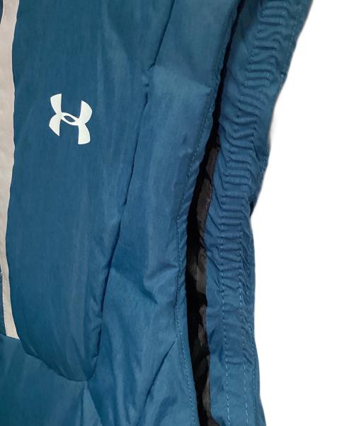 UNDER ARMOUR（アンダーアーマー）UNDER ARMOUR (アンダーアーマー) ダウンベスト　UNDER ARMOUR　（アンダーアーマー） ネイビー サイズ:XLの古着・服飾アイテム