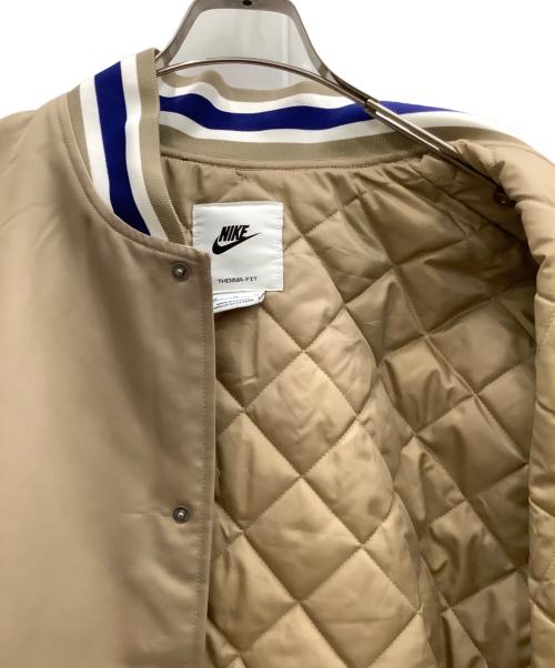 NIKE（ナイキ）NIKE (ナイキ) ダグアウト メンズ ルーズ サテン ジャケット ベージュ サイズ:SIZE XLの古着・服飾アイテム