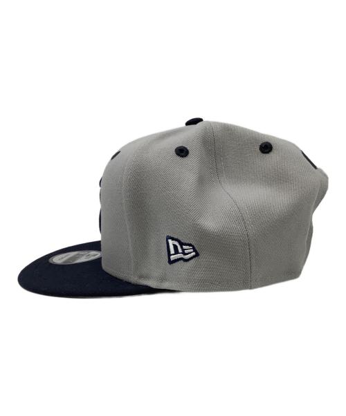 New Era（ニューエラ）New Era (ニューエラ) Schott (ショット) 9FIFTYスナップバックキャップ グレー 未使用品の古着・服飾アイテム