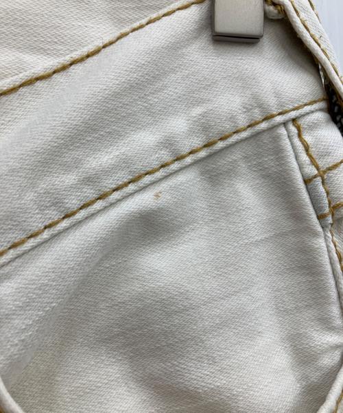 TRUE RELIGION（トゥルー レリジョン）TRUE RELIGION (トゥルー レリジョン) デニムパンツ　TRUE RELIGION（トゥルー レリジョン）　JOEY BIG T ホワイト サイズ:73.5cm（ｗ29）の古着・服飾アイテム