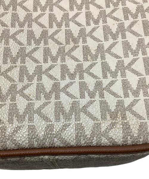 MICHAEL KORS（マイケルコース）MICHAEL KORS (マイケルコース) ショルダーバッグ ベージュの古着・服飾アイテム