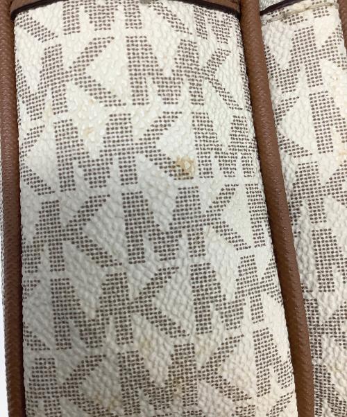 MICHAEL KORS（マイケルコース）MICHAEL KORS (マイケルコース) ショルダーバッグ ベージュの古着・服飾アイテム
