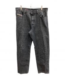 DIESEL（ディーゼル）の古着「エンボスビッグロゴデニムパンツ」｜ブラック