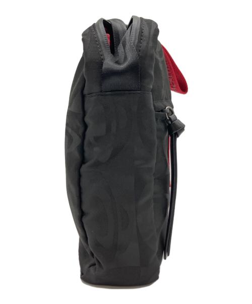 Vivienne Westwood（ヴィヴィアンウエストウッド）Vivienne Westwood (ヴィヴィアンウエストウッド) チェッカーORB ショルダーバッグ ブラック×レッドの古着・服飾アイテム