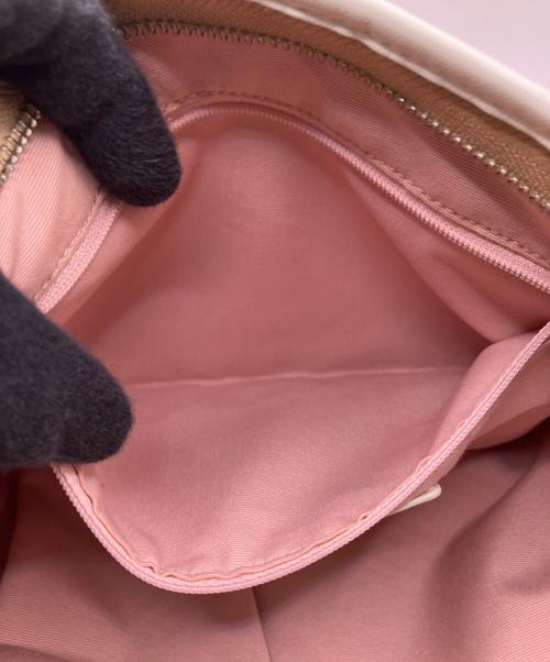 COACH（コーチ）COACH (コーチ) シグネチャー ショルダーバッグ ホワイトの古着・服飾アイテム