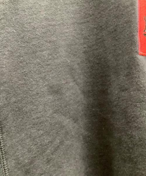 BlackEyePatch（ブラックアイパッチ）BlackEyePatch (ブラックアイパッチ) クルーネックスウェット ブラック サイズ:SIZE XLの古着・服飾アイテム