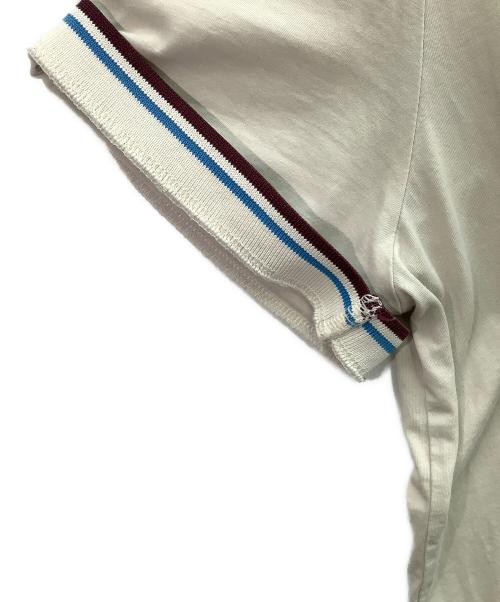 FRED PERRY（フレッドペリー）FRED PERRY (フレッドペリー) 半袖カットソー　FRED PERRY　（フレッドペリー）M1588V/Z46 カーキ サイズ:XLの古着・服飾アイテム