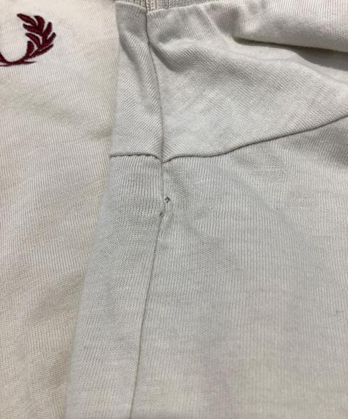 FRED PERRY（フレッドペリー）FRED PERRY (フレッドペリー) 半袖カットソー　FRED PERRY　（フレッドペリー）M1588V/Z46 カーキ サイズ:XLの古着・服飾アイテム