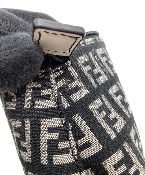 FENDI（フェンディ）FENDI (フェンディ) ズッカ　7N0037 グレーの古着・服飾アイテム