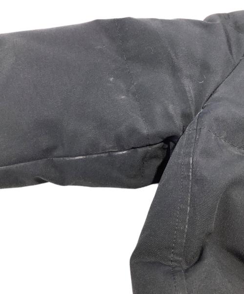 CANADA GOOSE（カナダグース）CANADA GOOSE (カナダグース) ダウンジャケット　CANADA GOOSE　（カナダグース　カナダグース ブラック サイズ:Mの古着・服飾アイテム