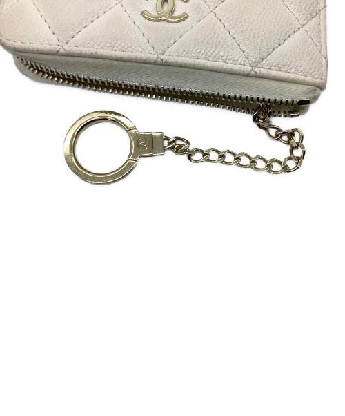 CHANEL（シャネル）CHANEL (シャネル) クラシック ジップコインケース　	マトラッセ アイボリーの古着・服飾アイテム