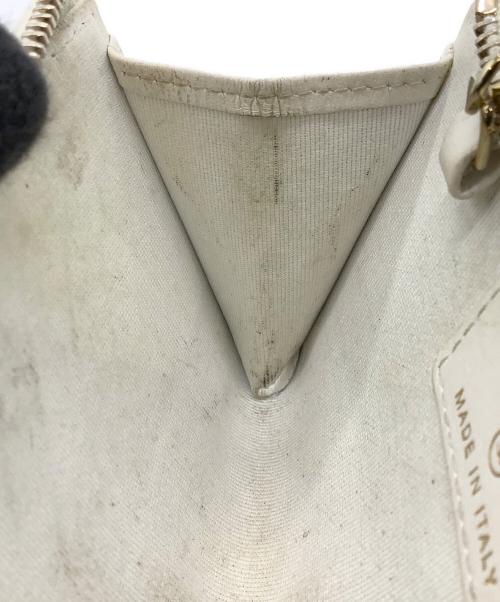 CHANEL（シャネル）CHANEL (シャネル) クラシック ジップコインケース　	マトラッセ アイボリーの古着・服飾アイテム