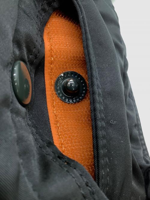PORTER（ポーター）PORTER (ポーター) タンカー　 ブラックの古着・服飾アイテム