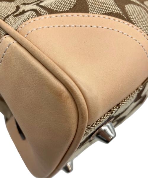 COACH（コーチ）COACH (コーチ) シグネチャー　8K05 ベージュの古着・服飾アイテム
