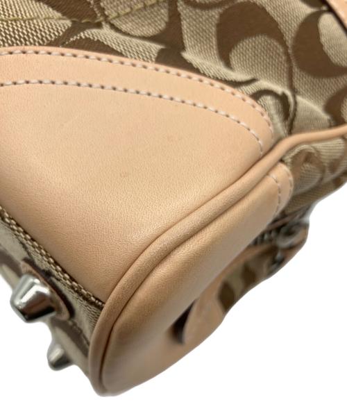 COACH（コーチ）COACH (コーチ) シグネチャー　8K05 ベージュの古着・服飾アイテム