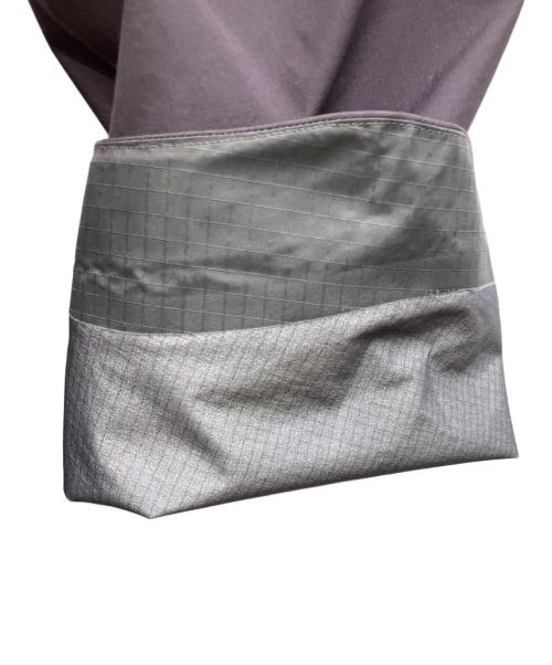ARC'TERYX（アークテリクス）ARC'TERYX (アークテリクス) ジップアップ ナイロン フーデッドマウンテンジャケット ブラック サイズ:Mの古着・服飾アイテム