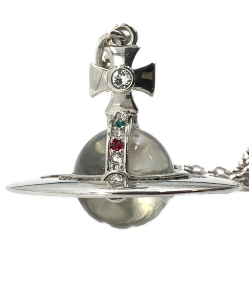Vivienne Westwood（ヴィヴィアンウエストウッド）Vivienne Westwood (ヴィヴィアンウエストウッド) スモールオーブネックレス シルバーカラーの古着・服飾アイテム