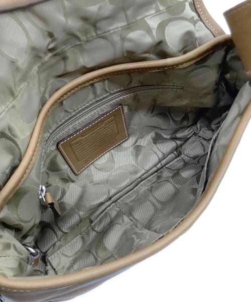 COACH（コーチ）COACH (コーチ) シグネチャー　9247 ブラウンの古着・服飾アイテム