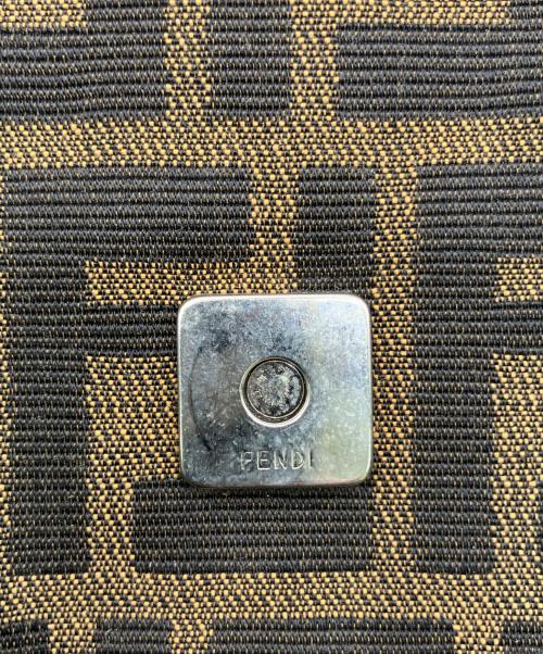 FENDI（フェンディ）FENDI (フェンディ) ショルダーバッグ ベージュ×ブラウンの古着・服飾アイテム