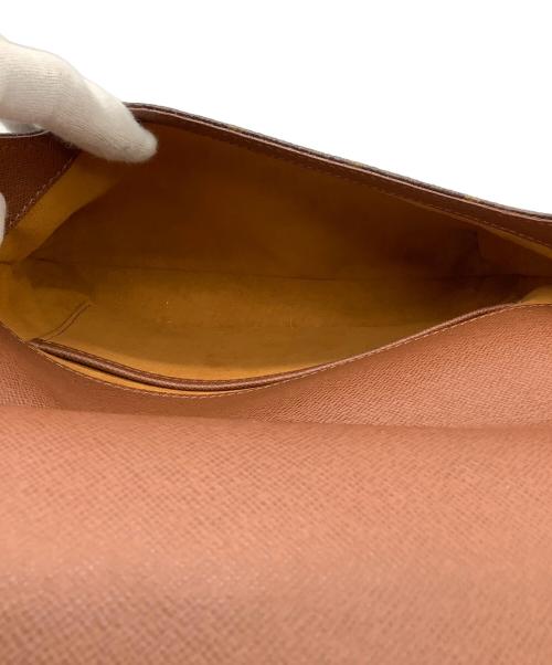 LOUIS VUITTON（ルイ ヴィトン）LOUIS VUITTON (ルイ ヴィトン) モノグラム ミュゼット・タンゴ ショートストラップ／MONOGRAM MUSETTE TANGO SHORT STRAPの古着・服飾アイテム