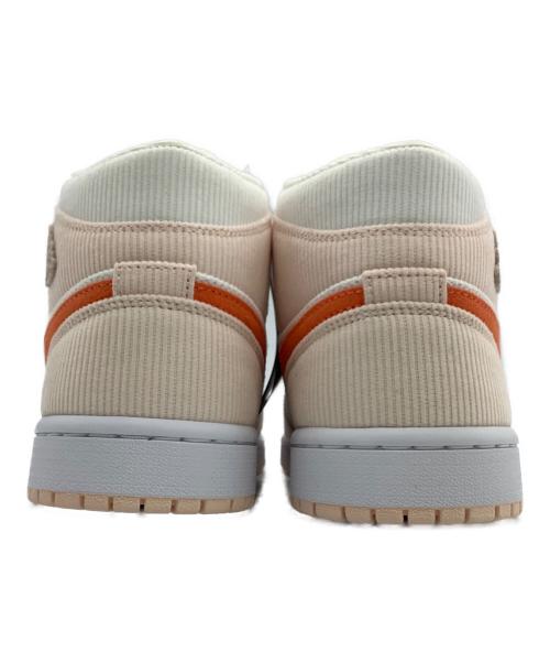 NIKE（ナイキ）NIKE (ナイキ) スニーカー ホワイト×オレンジ サイズ:US10の古着・服飾アイテム