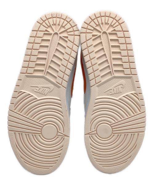 NIKE（ナイキ）NIKE (ナイキ) スニーカー ホワイト×オレンジ サイズ:US10の古着・服飾アイテム