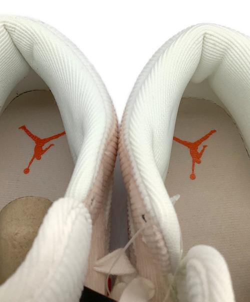 NIKE（ナイキ）NIKE (ナイキ) スニーカー ホワイト×オレンジ サイズ:US10の古着・服飾アイテム