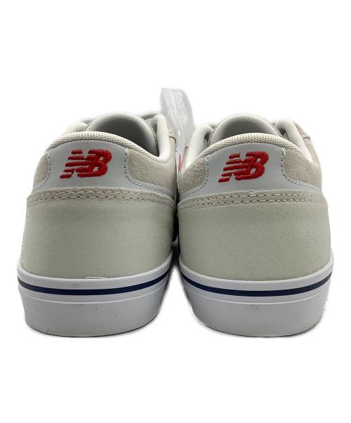 NEW BALANCE（ニューバランス）NEW BALANCE (ニューバランス) スニーカー ベージュ サイズ:US8.5 未使用品の古着・服飾アイテム