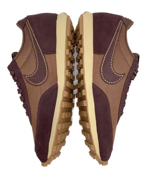 NIKE（ナイキ）NIKE (ナイキ) スニーカー ブラウン サイズ:US8.5の古着・服飾アイテム