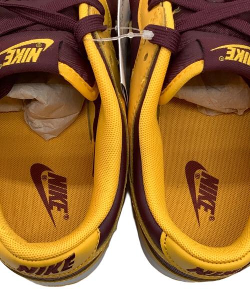 NIKE（ナイキ）NIKE (ナイキ) DUNK LOW RETRO ゴールド/ユニバーシティ ゴールド-ホワイト-ディープ マルーン サイズ:US9 未使用品の古着・服飾アイテム