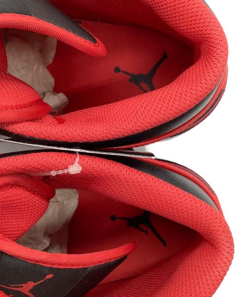 NIKE（ナイキ）NIKE (ナイキ) AIR JORDAN1 MID ブラック×レッド サイズ:26cmの古着・服飾アイテム