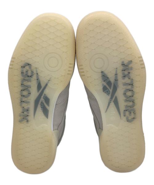 SIXTONES × REEBOK（ストーンズ ⅹ リーボック）SIXTONES × REEBOK (ストーンズ ⅹ リーボック) スニーカー アイボリー サイズ:USA6 未使用品の古着・服飾アイテム