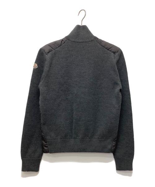 MONCLER（モンクレール）MONCLER (モンクレール) MAGLIONE TRICOT CARDIGAN グレー サイズ:SIZE Mの古着・服飾アイテム